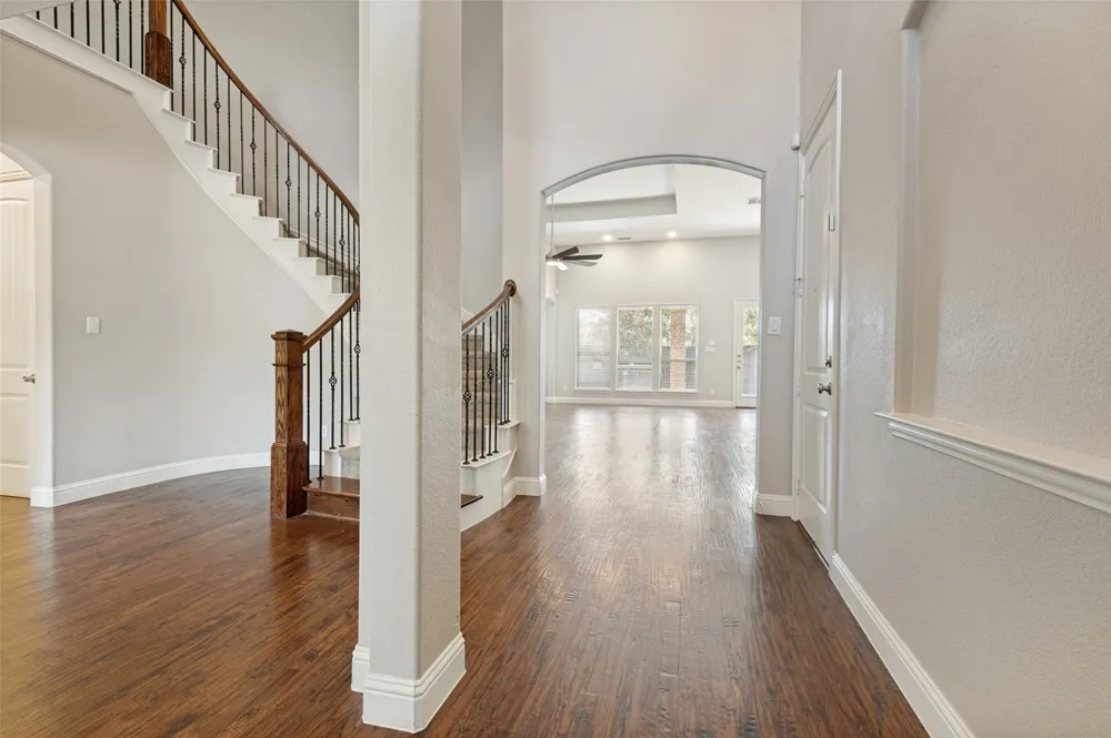 901 Colby Drive Mansfield, TX 76063