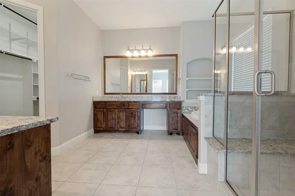 901 Colby Drive Mansfield, TX 76063