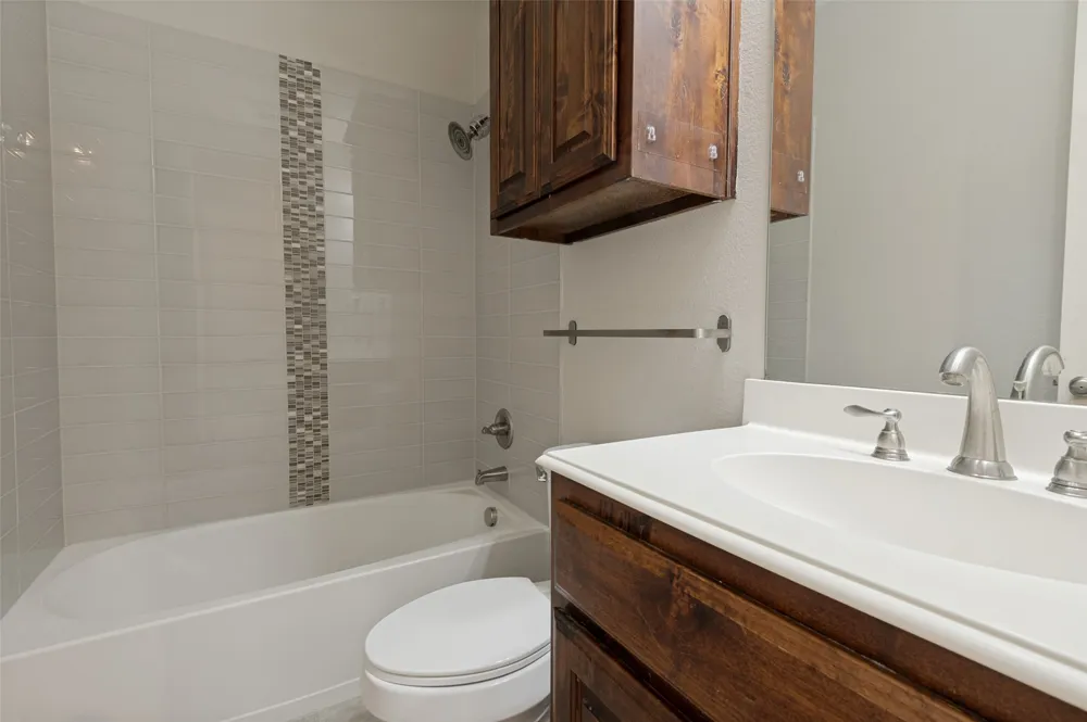 901 Colby Drive Mansfield, TX 76063