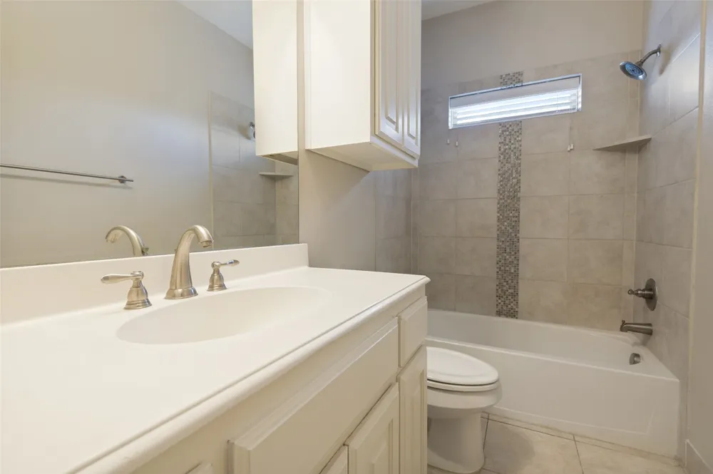 901 Colby Drive Mansfield, TX 76063