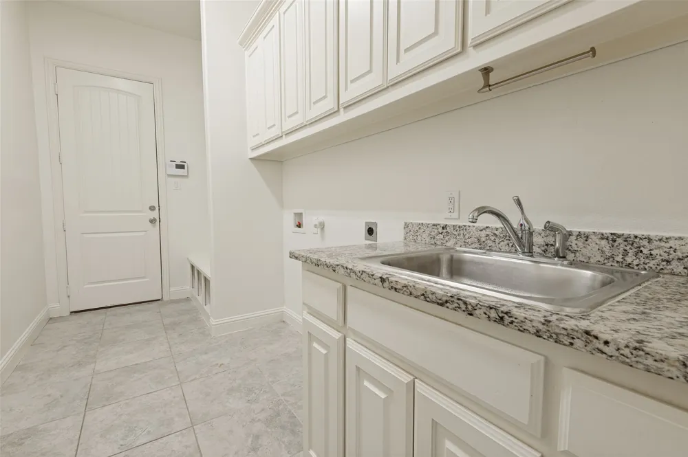 901 Colby Drive Mansfield, TX 76063