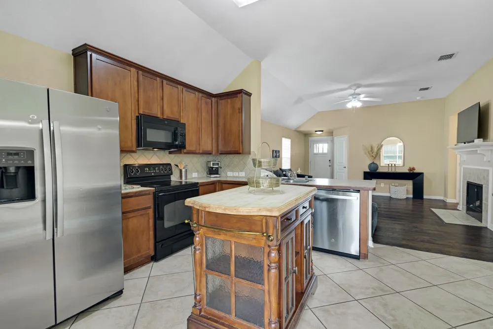 2932 Milby Oaks Drive Fort Worth, TX 76244