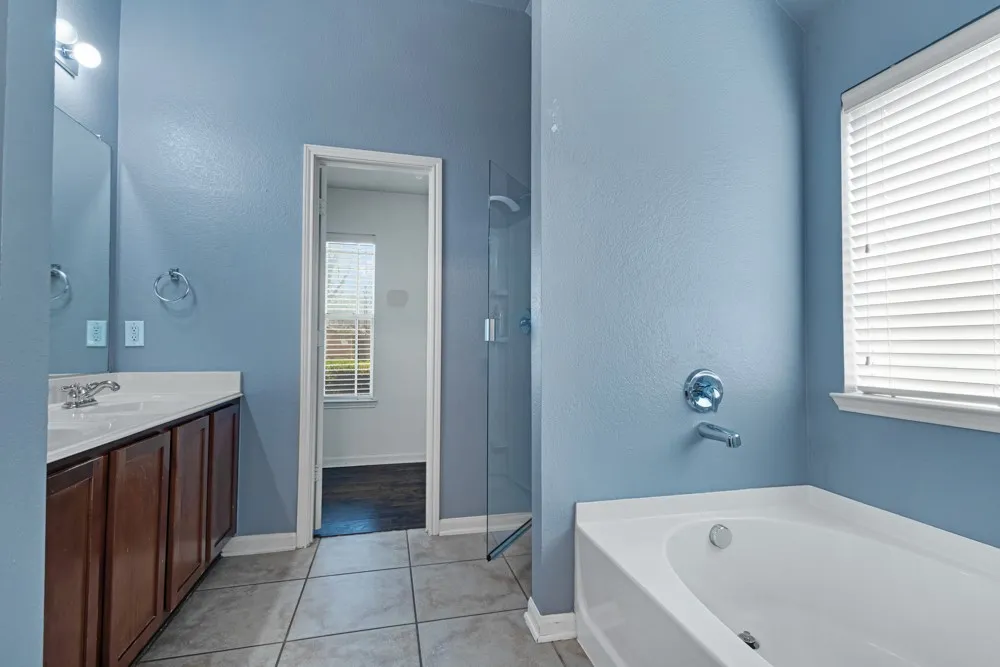 2932 Milby Oaks Drive Fort Worth, TX 76244