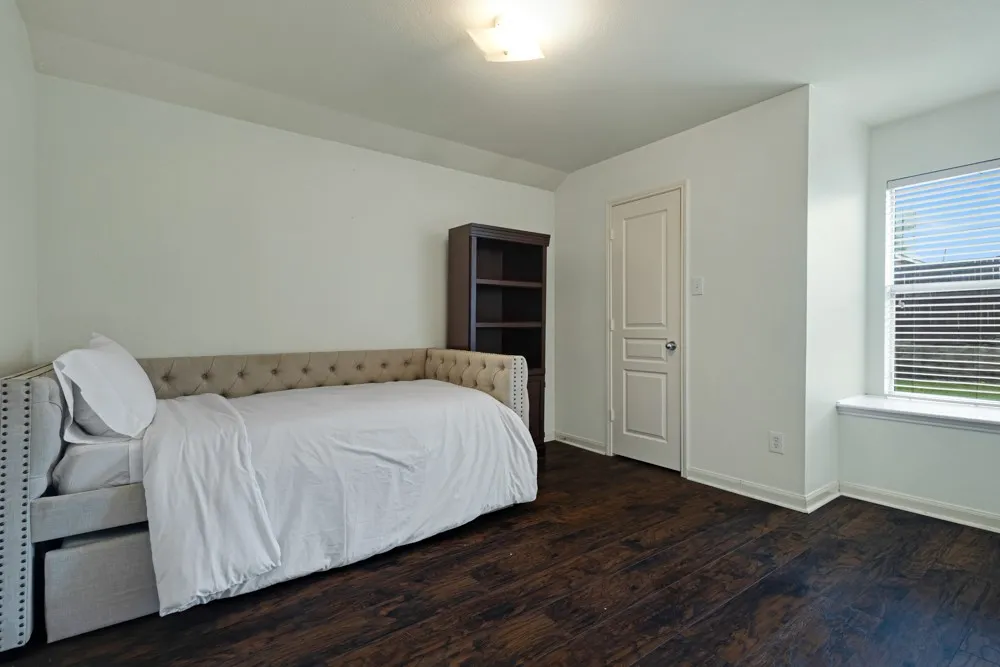 2932 Milby Oaks Drive Fort Worth, TX 76244