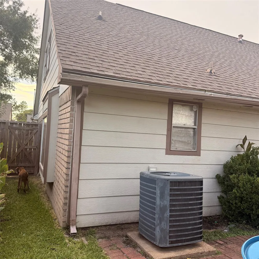 2114 Fountain Drive Sugar Land, TX 77478