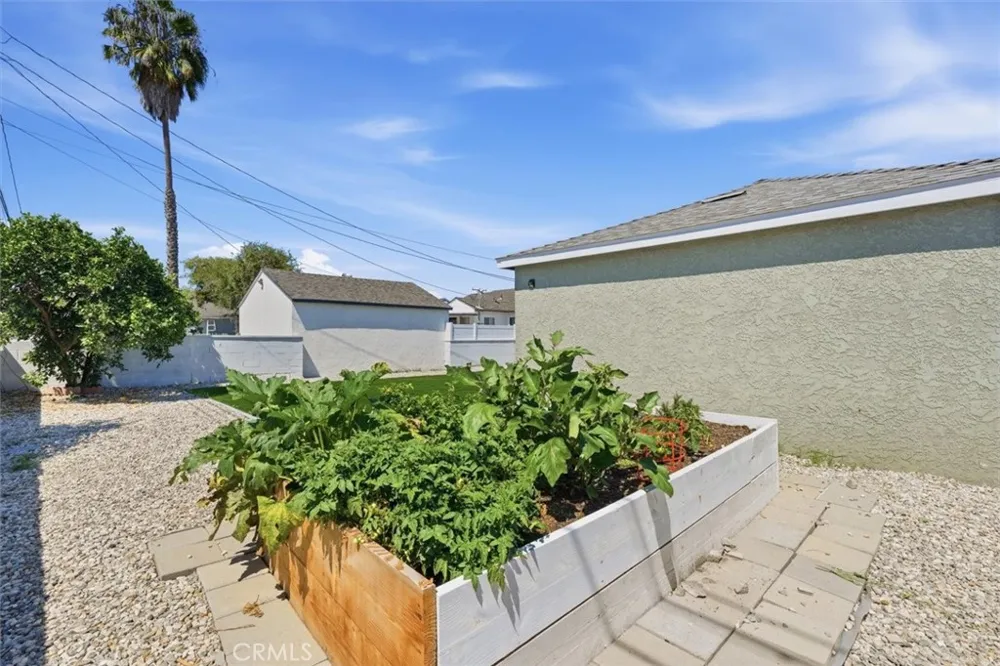 2516 W 164th Torrance, CA 90504