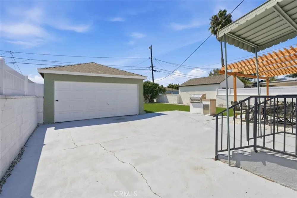 2516 W 164th Torrance, CA 90504