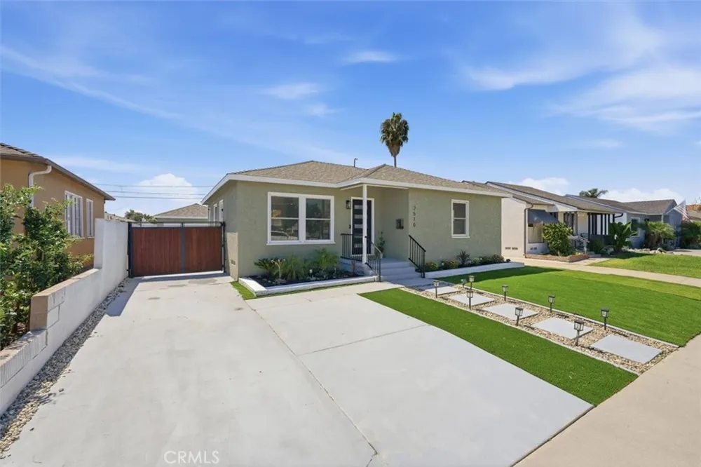 2516 W 164th Torrance, CA 90504