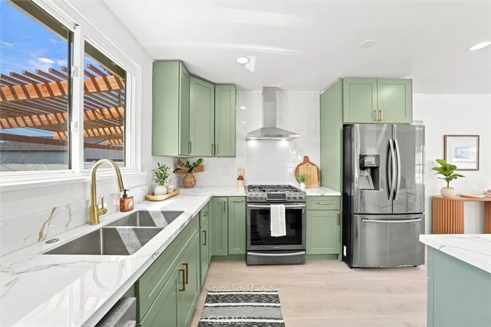 2516 W 164th Torrance, CA 90504