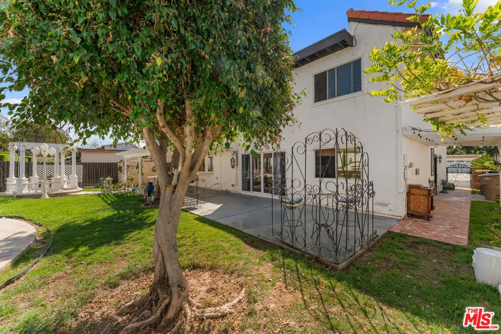 3381 Elma Street Camarillo, CA 93010