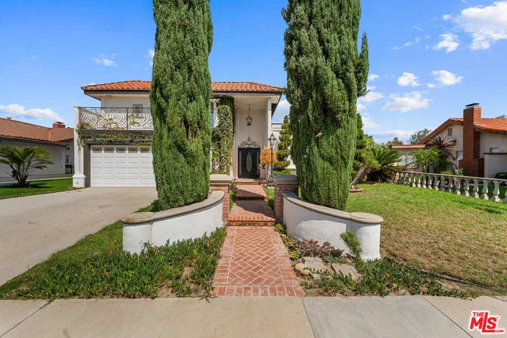 3381 Elma Street Camarillo, CA 93010