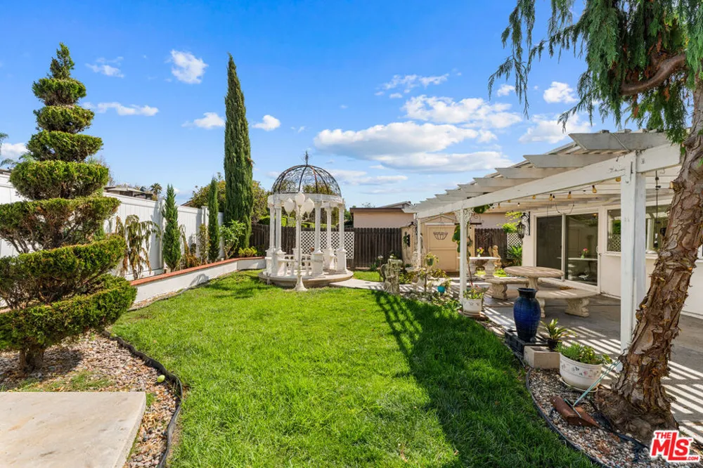 3381 Elma Street Camarillo, CA 93010