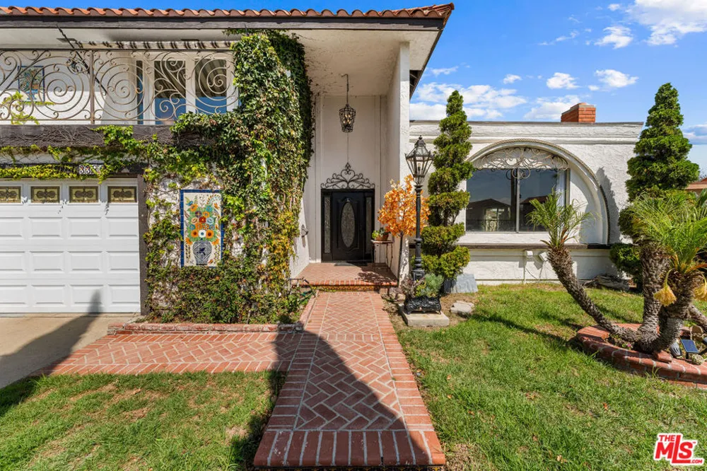3381 Elma Street Camarillo, CA 93010