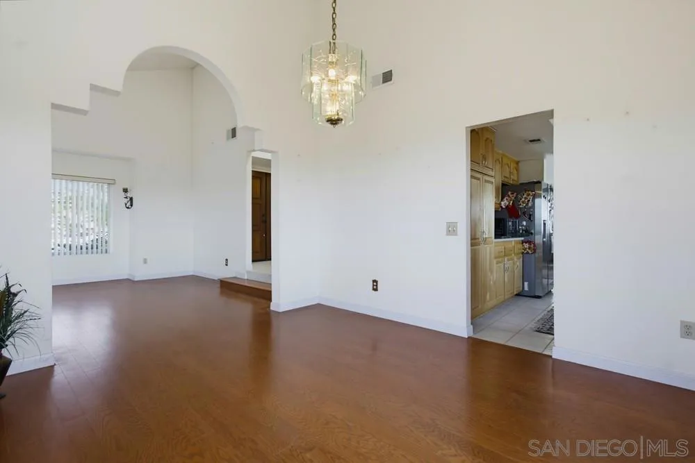 9306 Laurentian San Diego, CA 92129