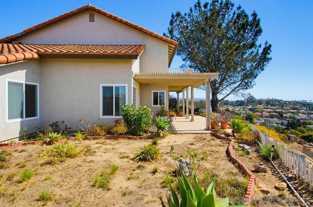 9306 Laurentian San Diego, CA 92129