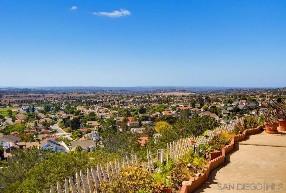 9306 Laurentian San Diego, CA 92129