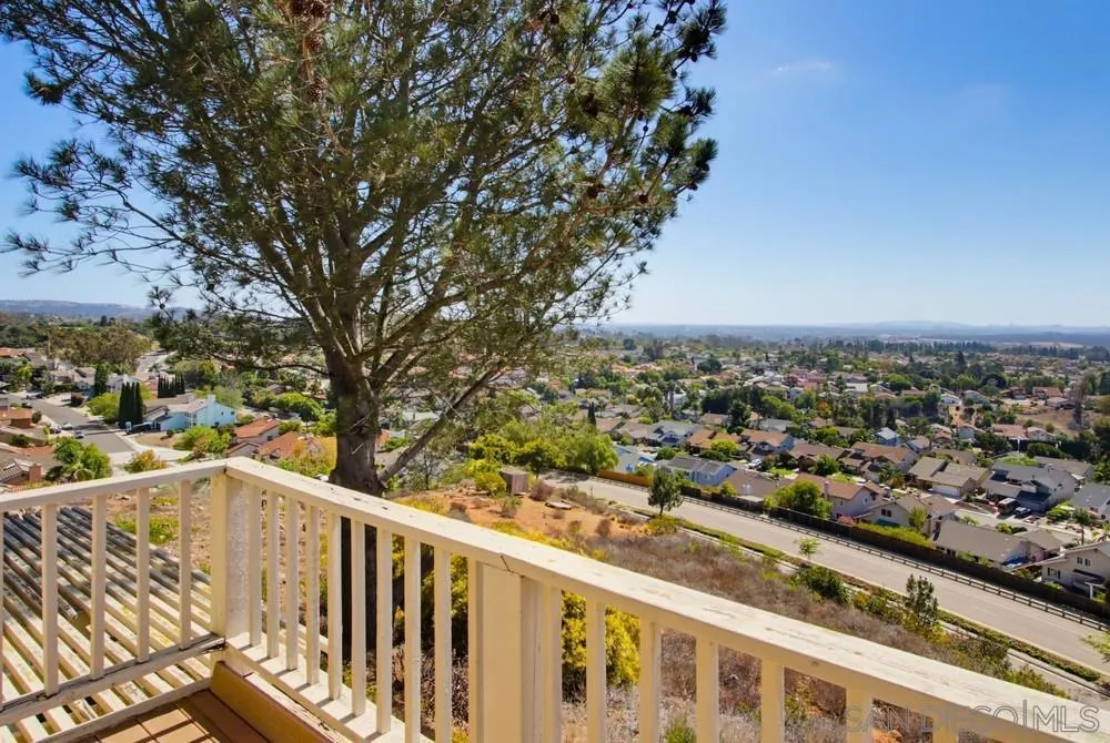 9306 Laurentian San Diego, CA 92129