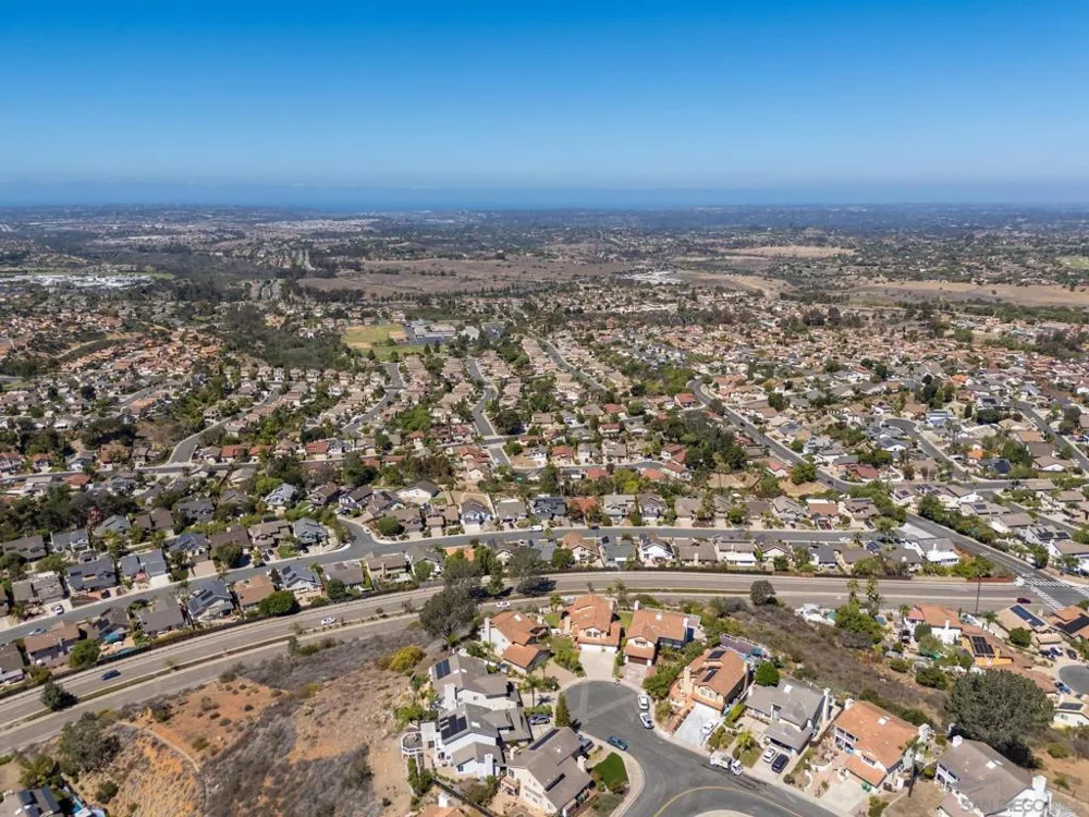 9306 Laurentian San Diego, CA 92129