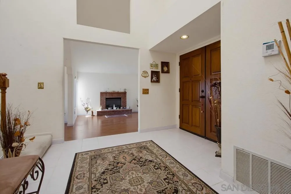 9306 Laurentian San Diego, CA 92129