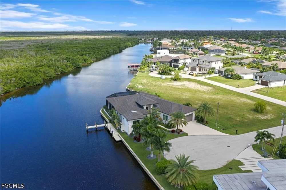 SW 28th Lane Cape Coral, FL 33914