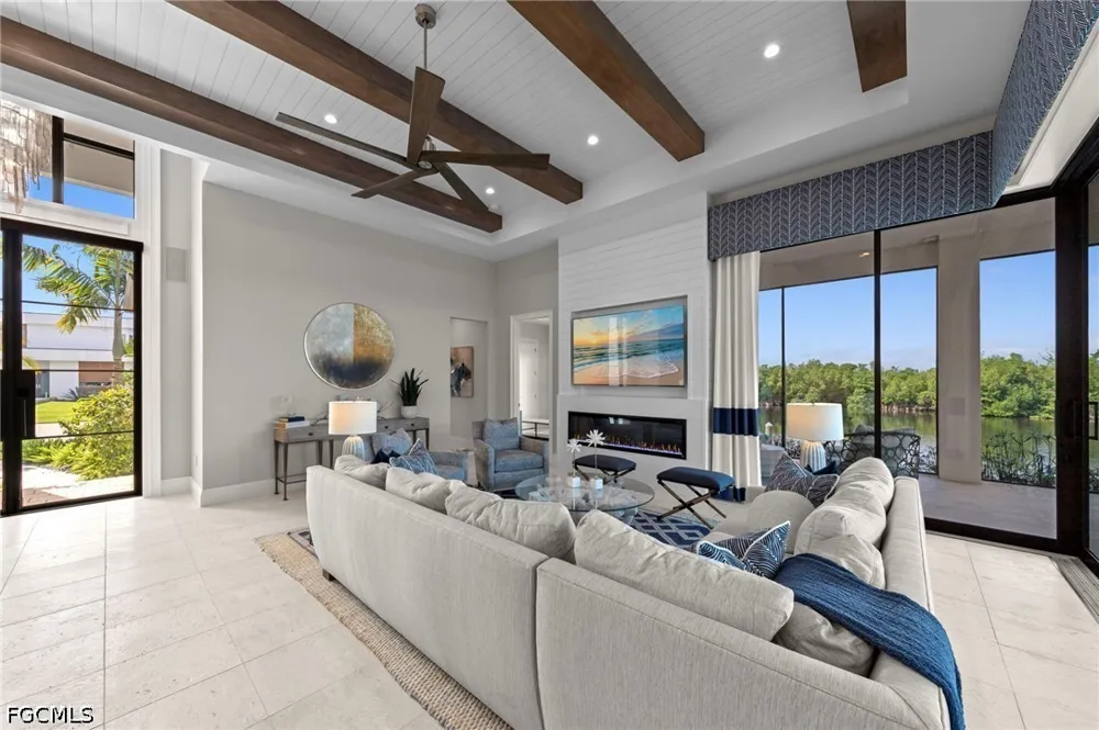 SW 28th Lane Cape Coral, FL 33914
