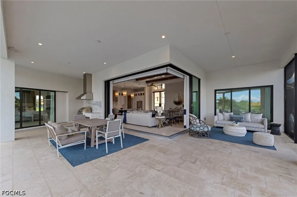 SW 28th Lane Cape Coral, FL 33914