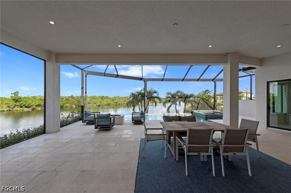 SW 28th Lane Cape Coral, FL 33914