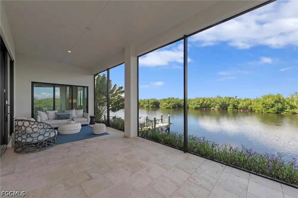 SW 28th Lane Cape Coral, FL 33914