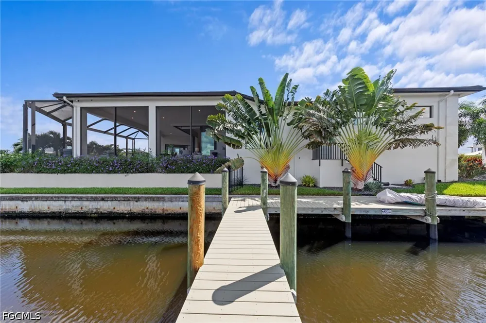 SW 28th Lane Cape Coral, FL 33914