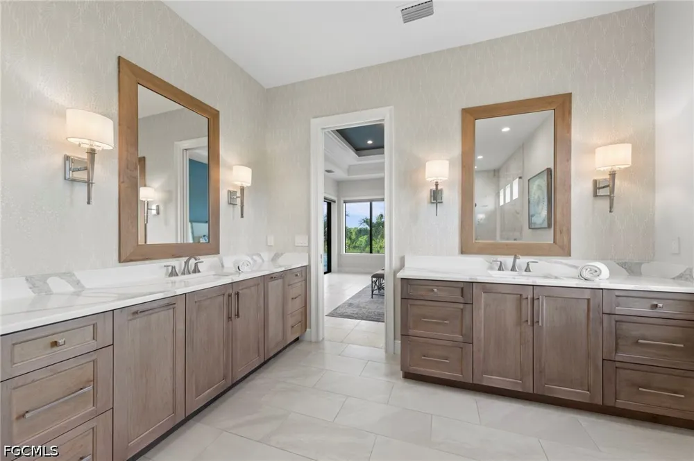 SW 28th Lane Cape Coral, FL 33914