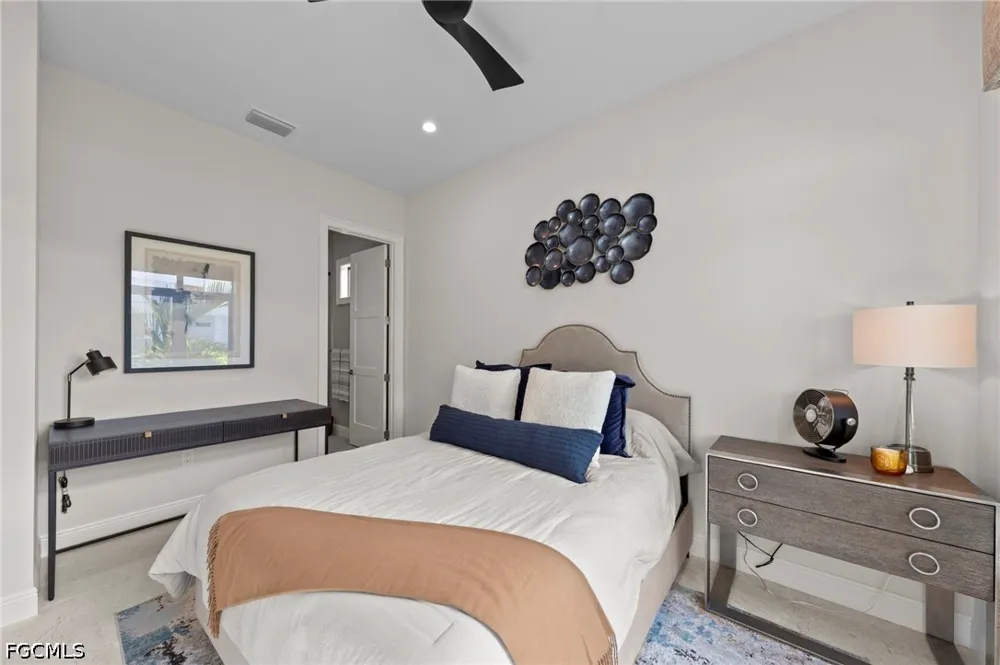 SW 28th Lane Cape Coral, FL 33914