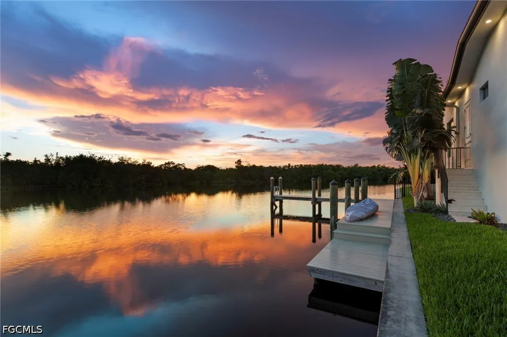 SW 28th Lane Cape Coral, FL 33914