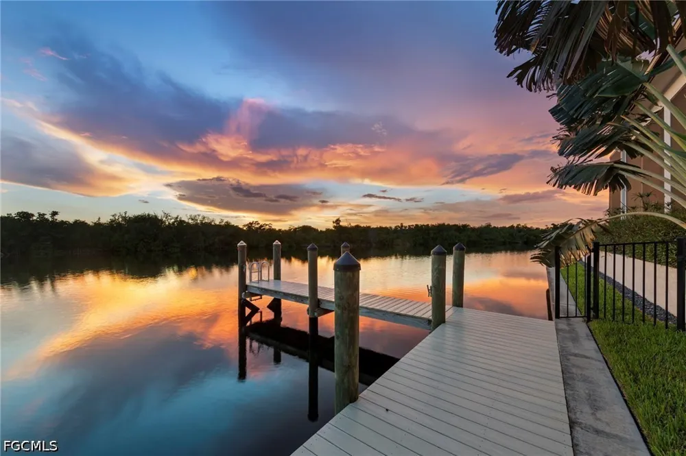 SW 28th Lane Cape Coral, FL 33914