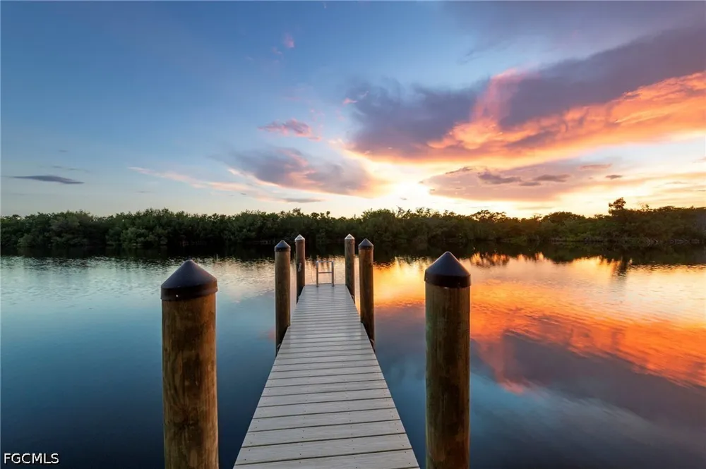 SW 28th Lane Cape Coral, FL 33914