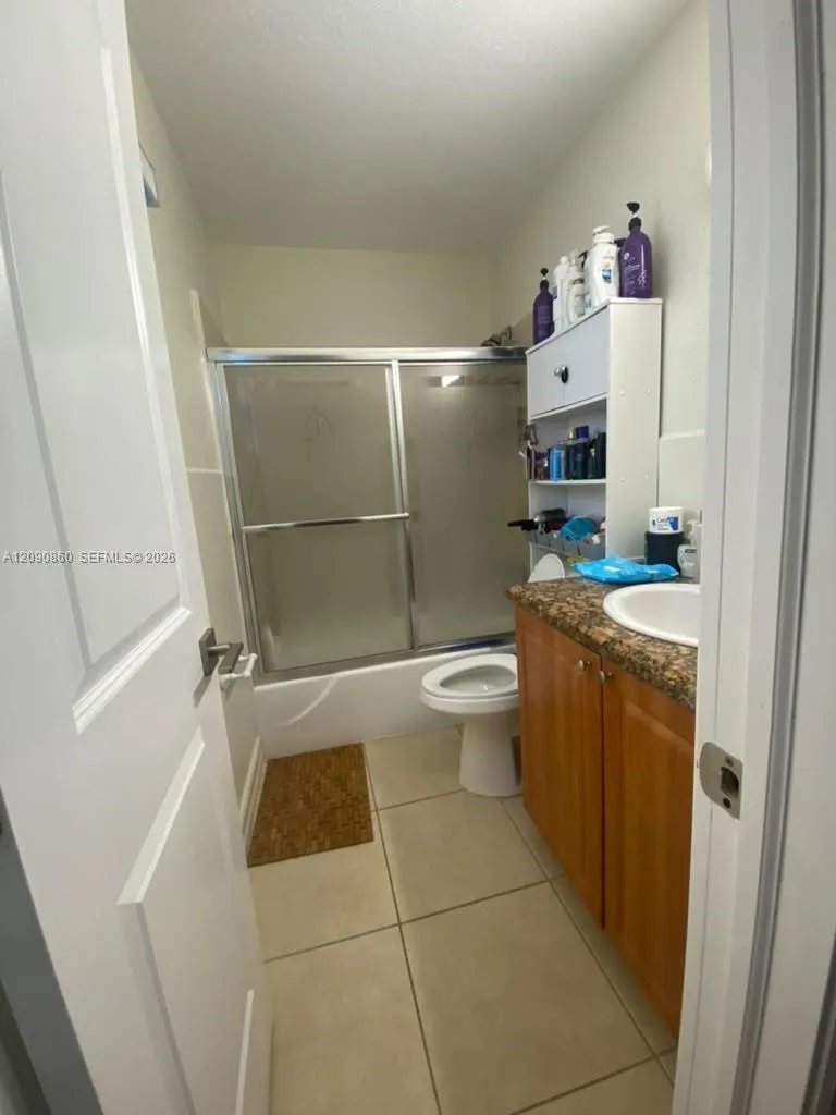 10665 SW 6 St Miami, FL 33174