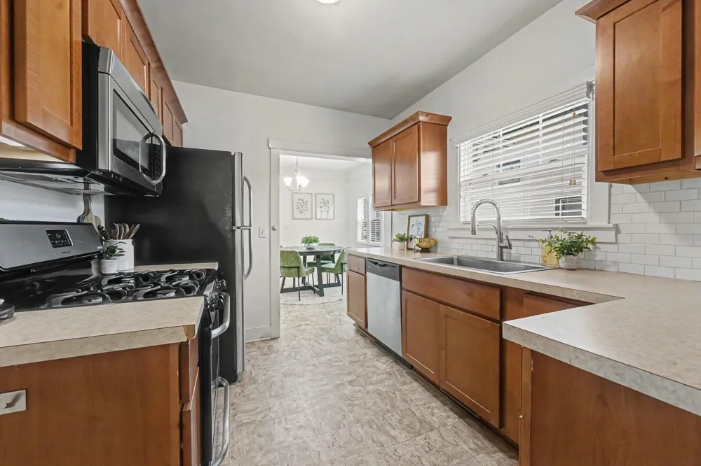 735 Eleanor Street NE Grand Rapids City, MI 49505