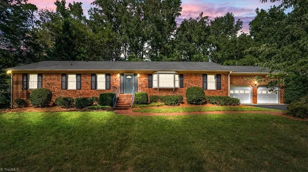 4503 Doncaster Drive Greensboro, NC 27406