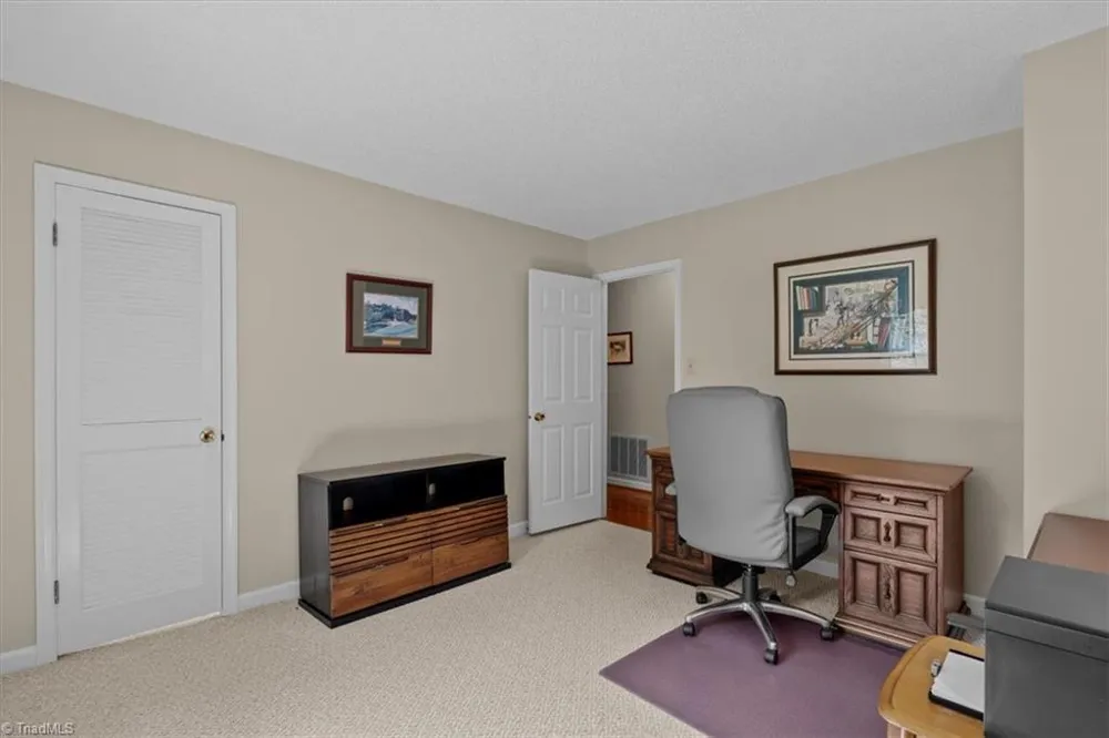 4503 Doncaster Drive Greensboro, NC 27406