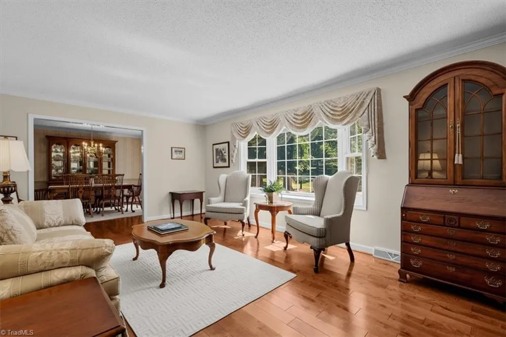 4503 Doncaster Drive Greensboro, NC 27406