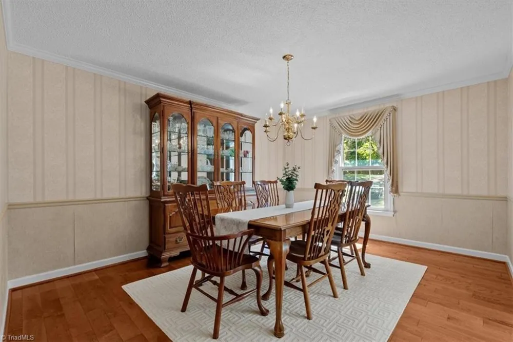 4503 Doncaster Drive Greensboro, NC 27406