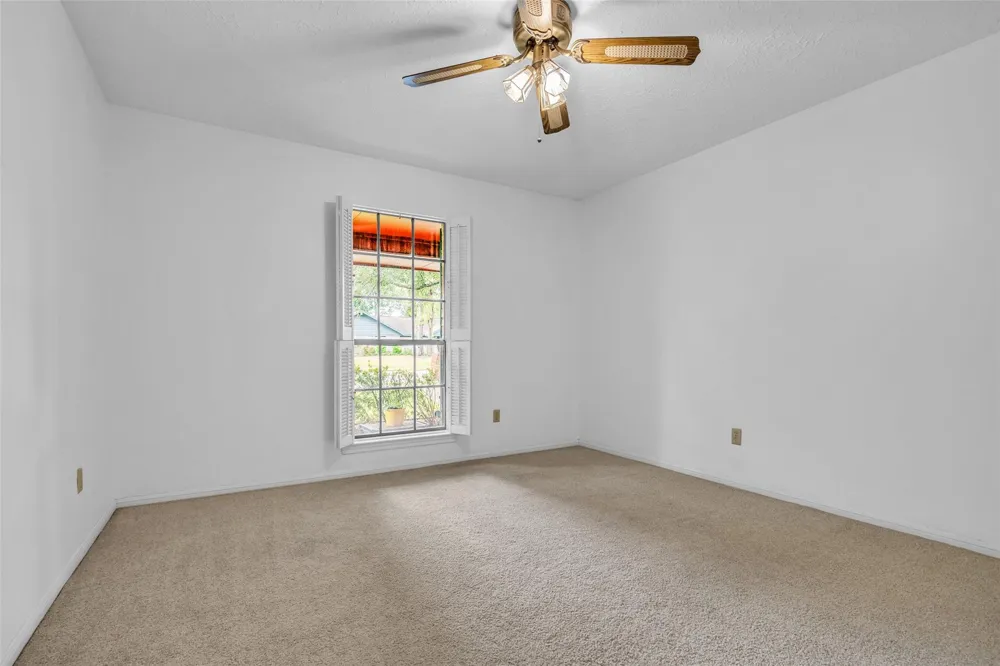 3403 Nottingham Street Pearland, TX 77581