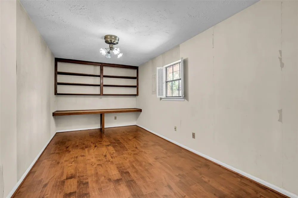3403 Nottingham Street Pearland, TX 77581