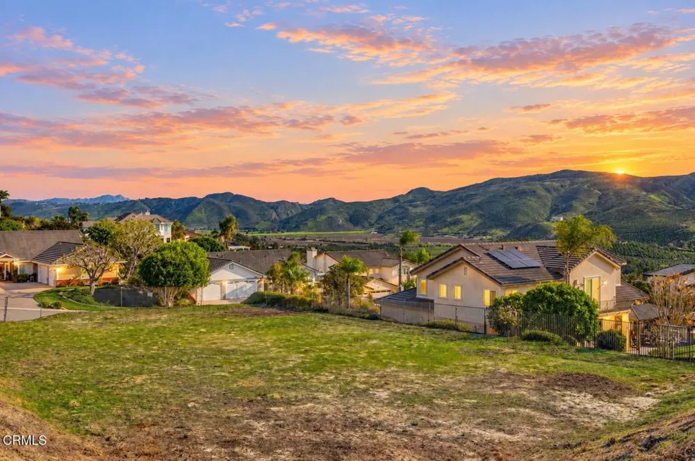 6920 Calle Dia Camarillo, CA 93012
