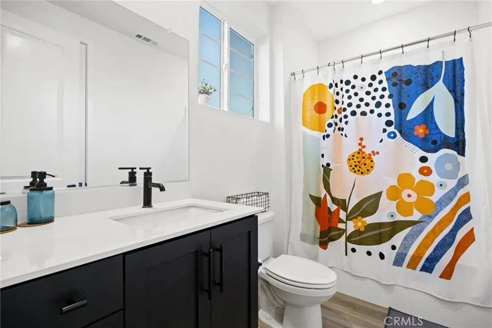27131 Observation Court Valencia, CA 91381