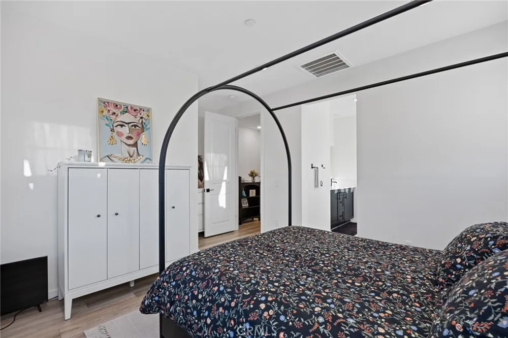 27131 Observation Court Valencia, CA 91381
