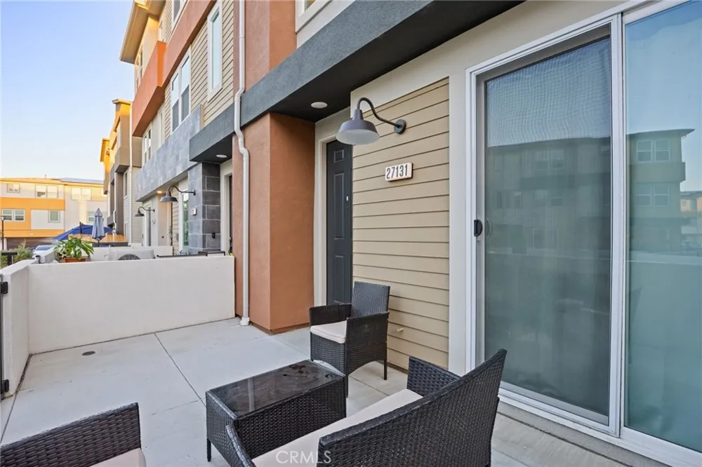 27131 Observation Court Valencia, CA 91381