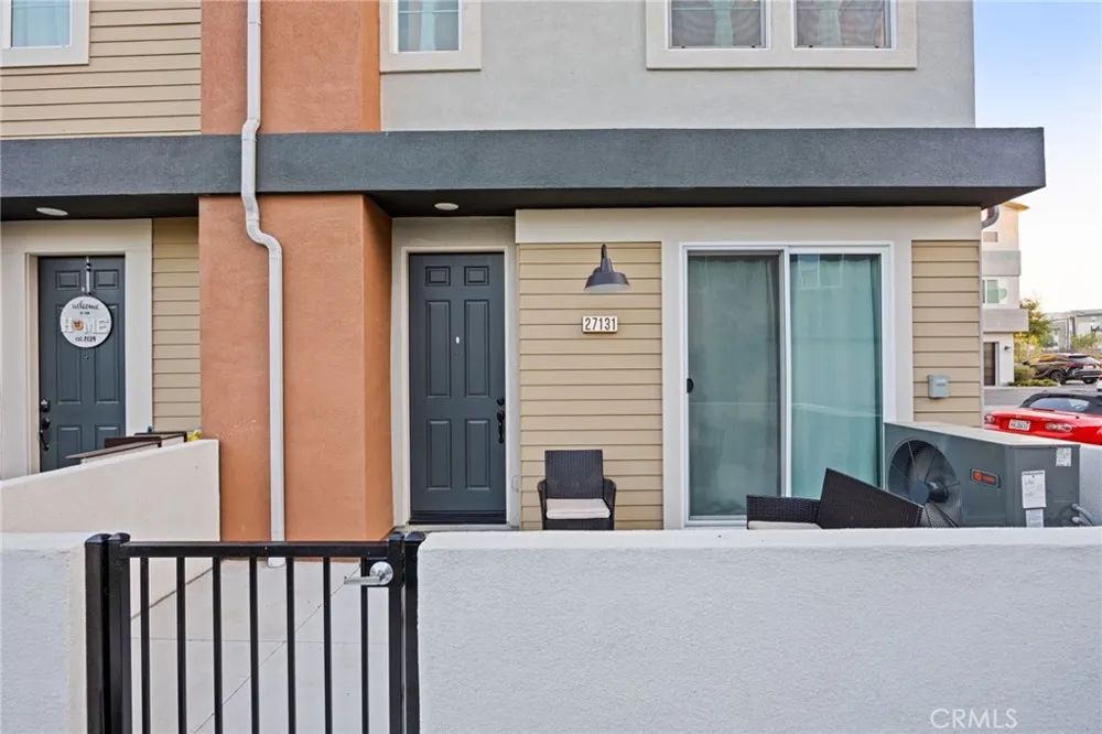 27131 Observation Court Valencia, CA 91381