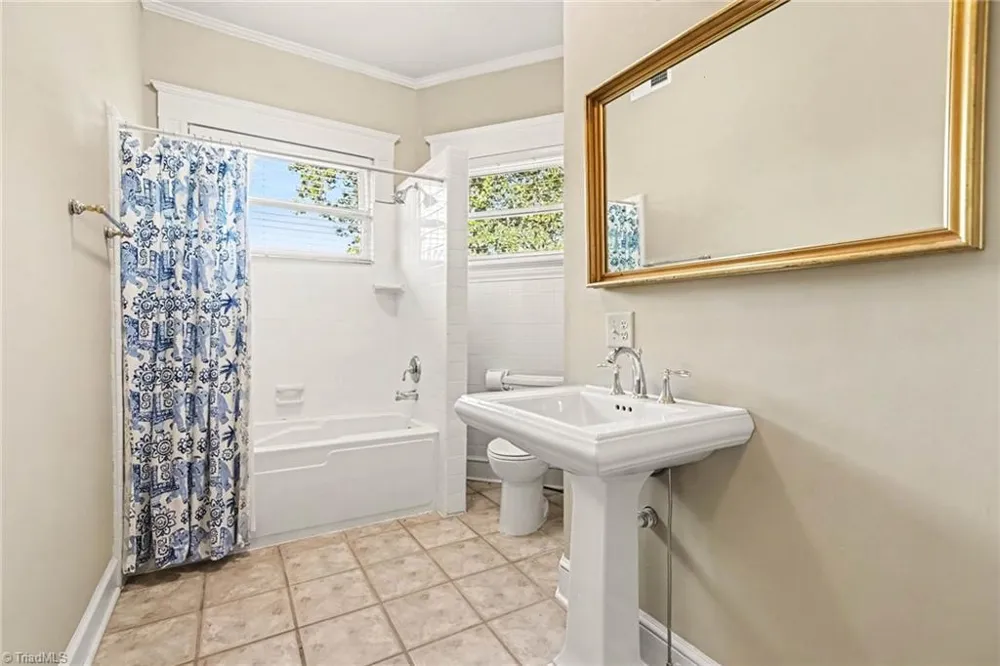 521 Patrick Street Eden, NC 27288