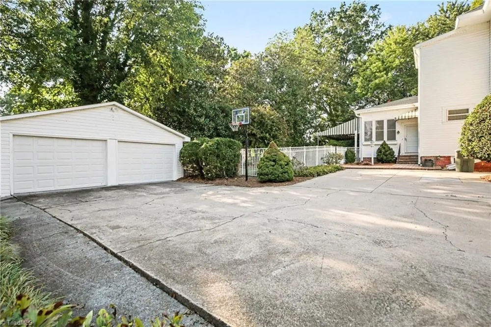 521 Patrick Street Eden, NC 27288