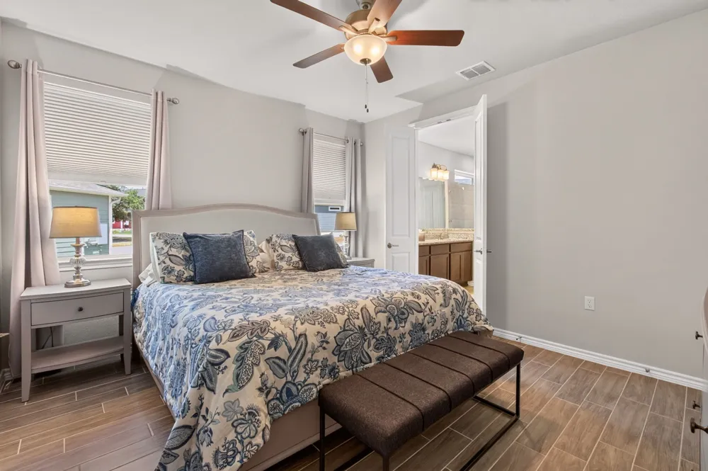 105 Harborside Drive #102 San Marcos, TX 78666